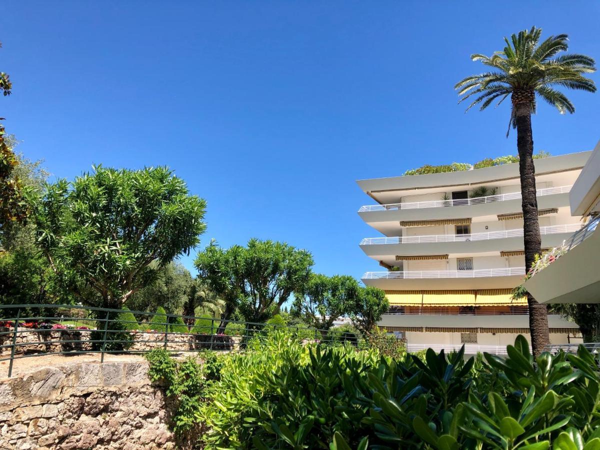 Appartement Studio Terrasse - Piscine- Tennis