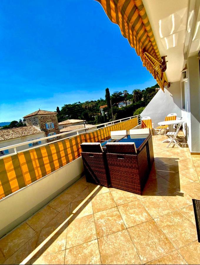 Studio Terrasse - Piscine- Tennis Appartement
