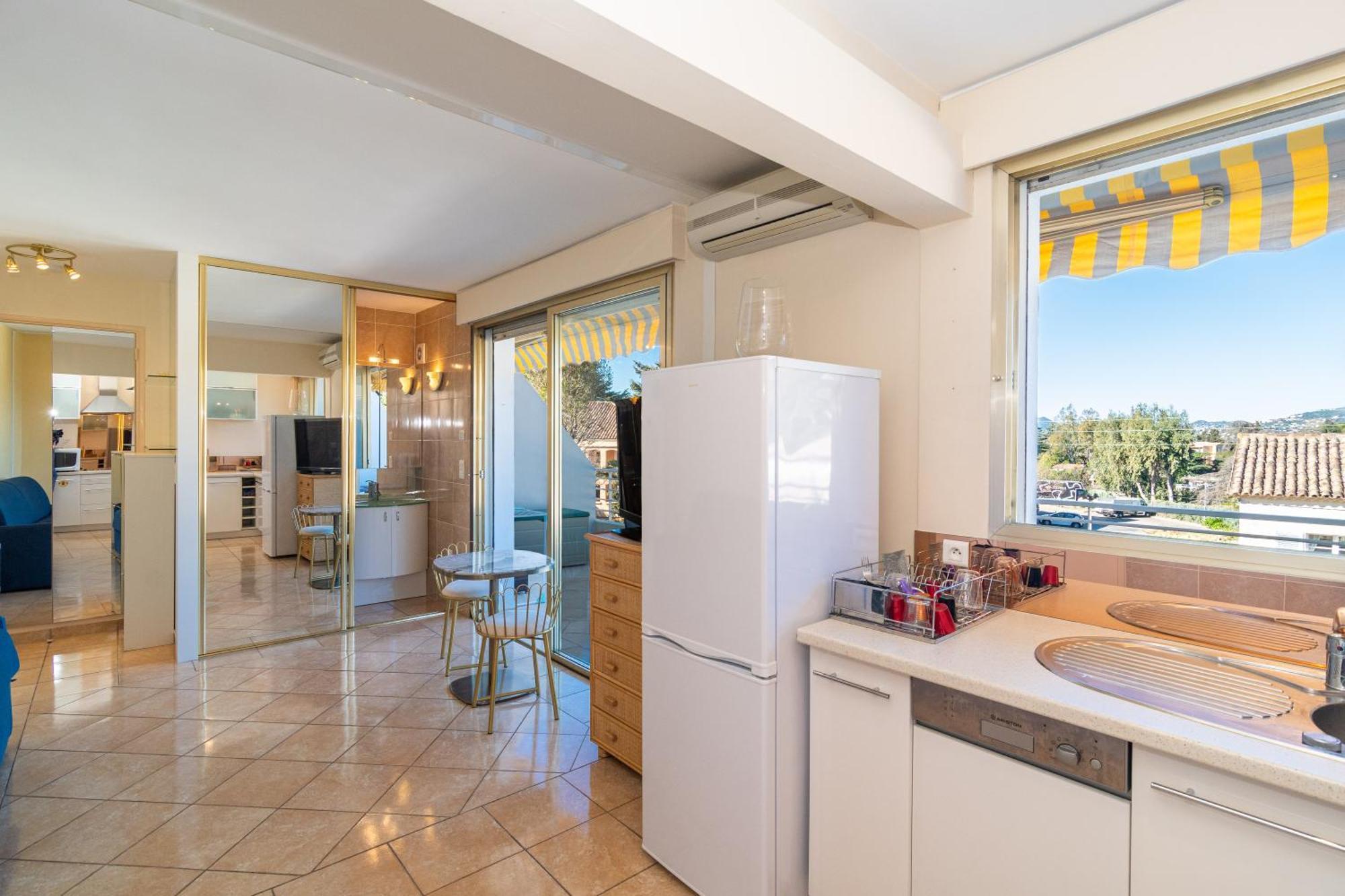 Studio Terrasse - Piscine- Tennis Appartement