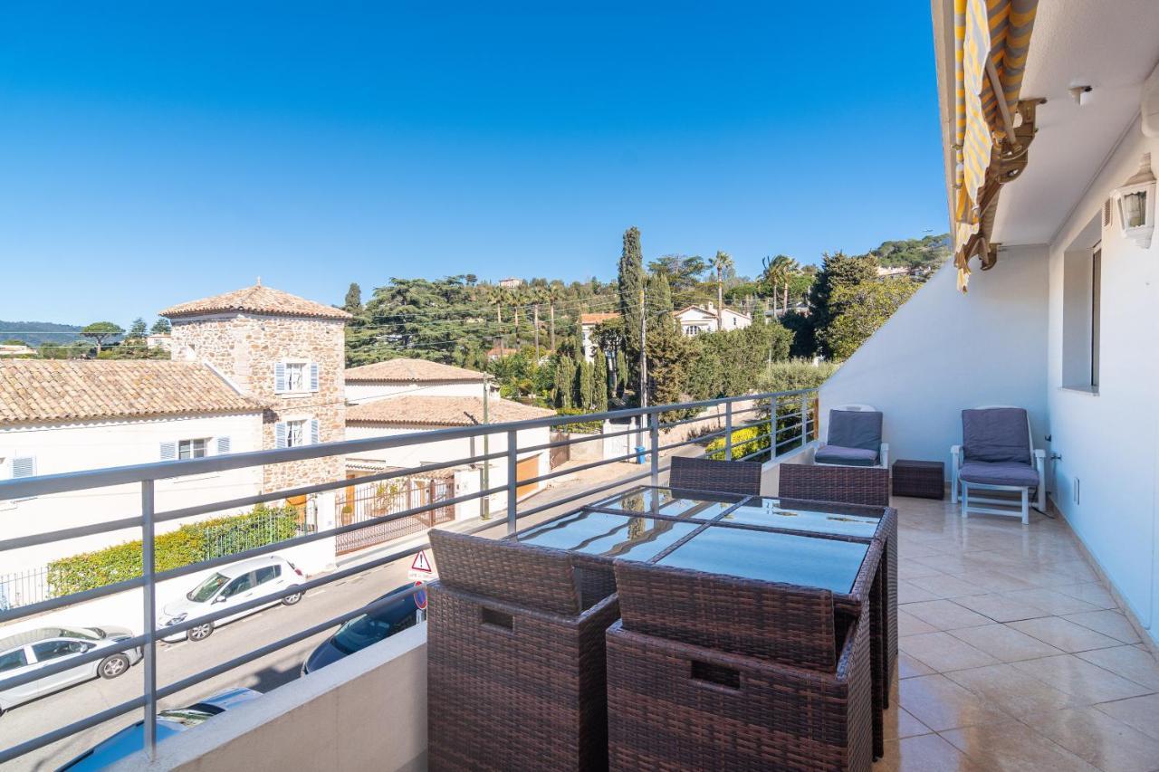 Appartement Studio Terrasse - Piscine- Tennis